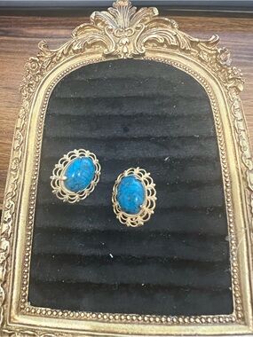 Gold Filigree Turquoise color  Stone Clip-On Earrings - Blue